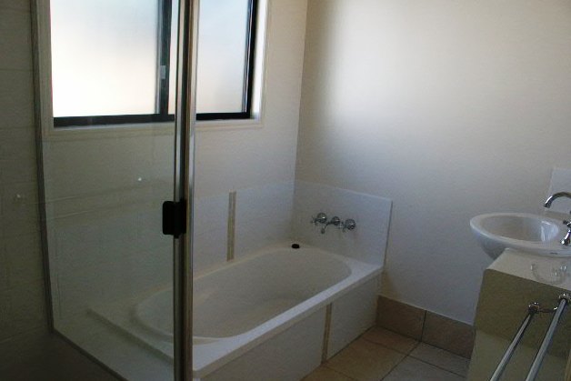 ONE WEEKS FREE RENT - BE QUICK IT WONT LAST LONG Picture ONE WEEKS FREE RENT - BE QUICK IT WONT LAST LONG Picture