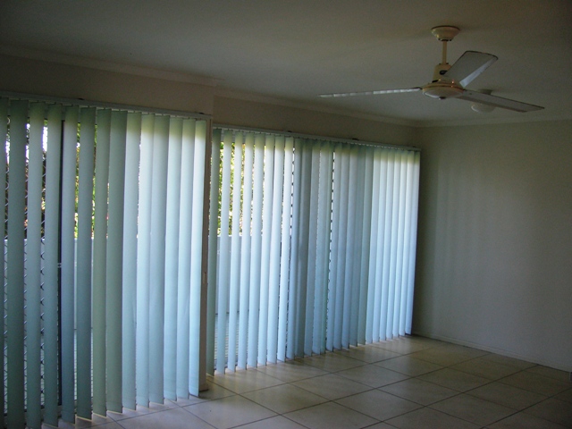 Townhouse - Walk to Town Picture 3