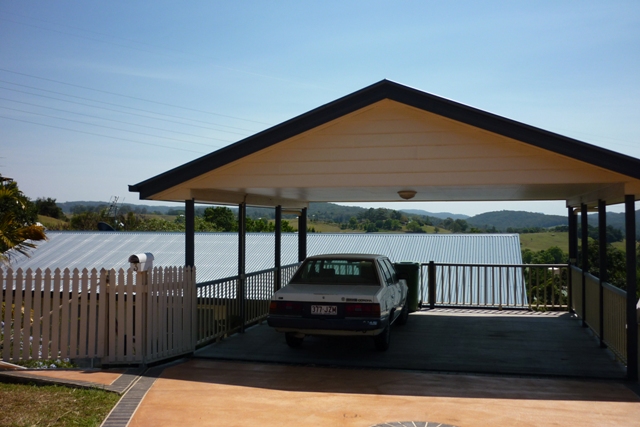 Immaculate Family Home Picture 2