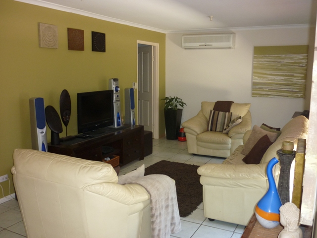 GREAT FAMILY HOME Picture 2