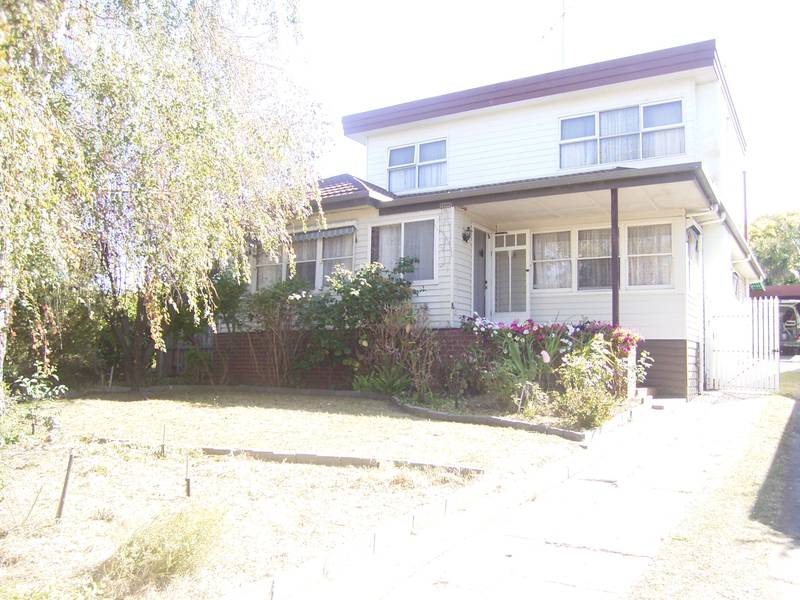 UNDER OFFER Picture 1