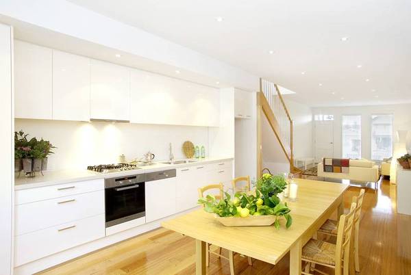 Quality, Style & Brand New Picture 1