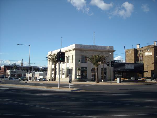 ONCE IN A LIFETIME! Picture 2