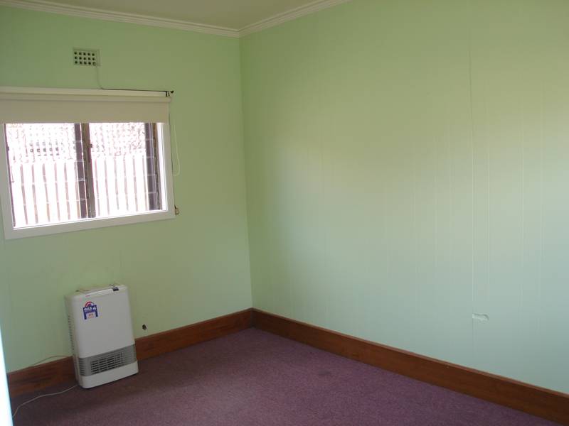 ONE BEDROOM UNIT Picture 2