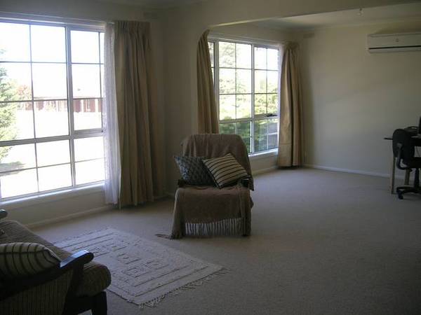 THREE BEDROOM & THREE LIVING AREAS
-
UNDER OFFER Picture THREE BEDROOM & THREE LIVING AREAS
-
UNDER OFFER Picture