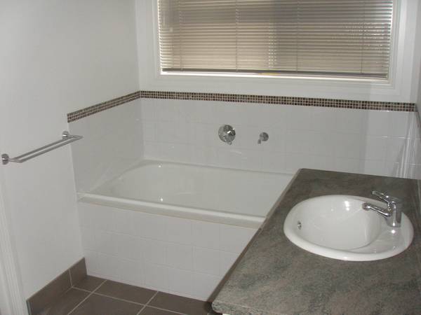 BRAND NEW THREE BEDROOM TOWNHOUSES Picture