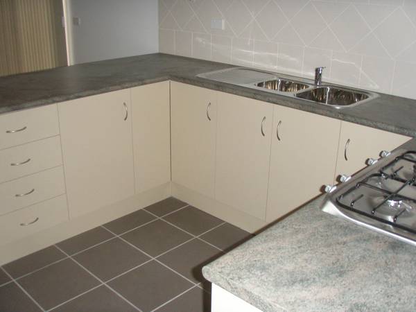 BRAND NEW THREE BEDROOM TOWNHOUSES Picture