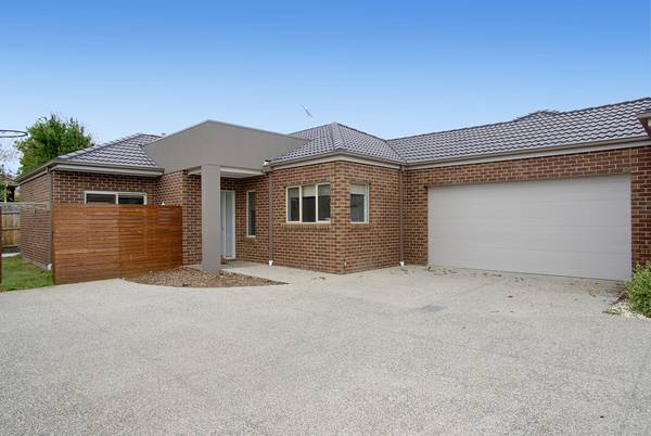 Spacious Townhouse Living Picture 2