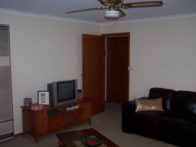 TWO BEDROOM UNIT Picture 2