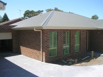 BRAND NEW TWO BEDROOM TOWNHOUSE Picture