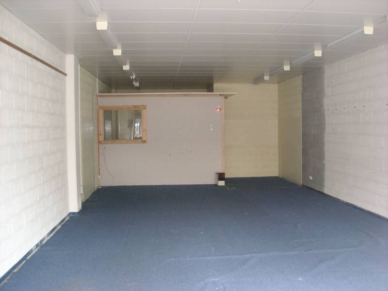 Flexible Belmont Retail/Office Picture 2