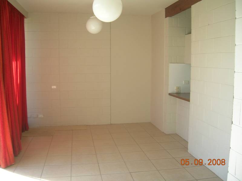 GAS AND ELECTRICITY INCLUDED Picture GAS AND ELECTRICITY INCLUDED Picture