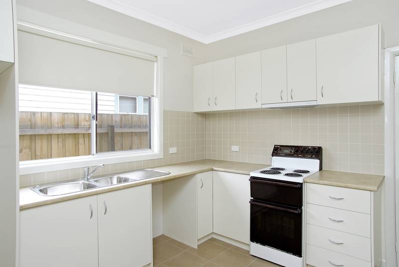 TWO BEDROOM RENOVATED HOUSE Picture 3