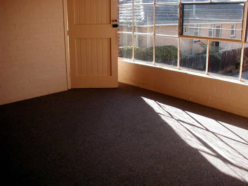 2 BEDROOM UNIT Picture 3