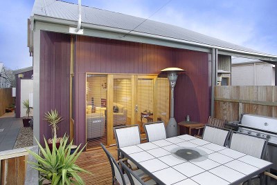 Metres to Pako Street's Cafe Culture Picture