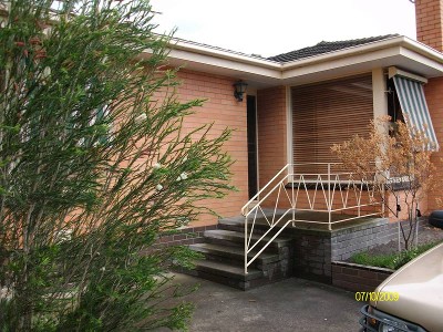 THREE BEDROOM FAMILY HOME Picture THREE BEDROOM FAMILY HOME Picture