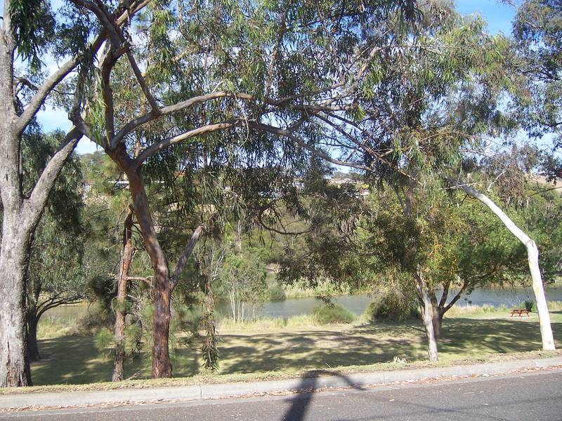 POSITION, POSITION, POSITION!! Picture 3