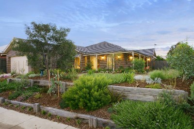 DESIGNER LIVING Picture DESIGNER LIVING Picture