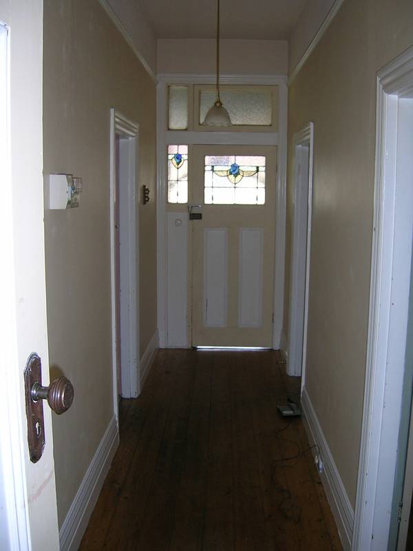 THREE BEDROOM HOME Picture 2