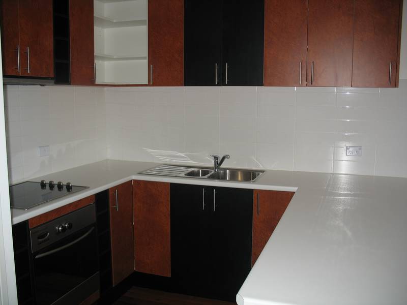 Executive Apartment Close To Train Station Picture 2