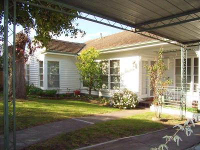 The Perfect Location Picture 1