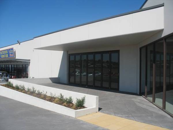 Waurn Ponds Plaza - Exclusive Cafe Opportunity Picture 2