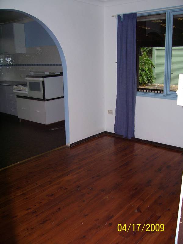 2-bedroom home in good location Picture 3