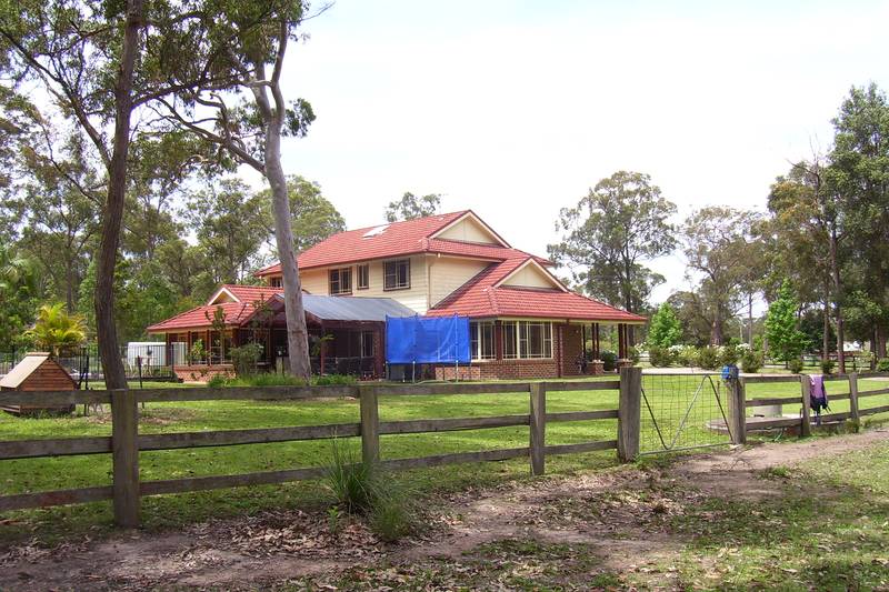 RELAXED RURAL LIFESTYLE Picture 1