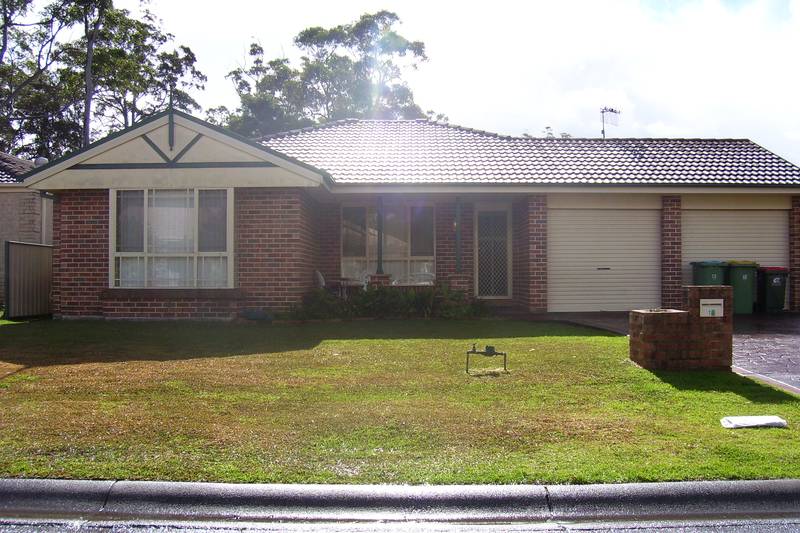 Well presented 4 Bedroom Family Home Picture 1