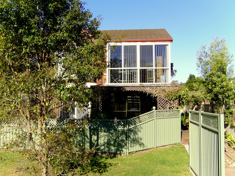 SUNNY FIRST FLOOR UNIT Picture 1