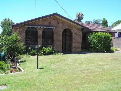 Beauty at the Bay ... a short walk to Bay village Picture Beauty at the Bay ... a short walk to Bay village Picture