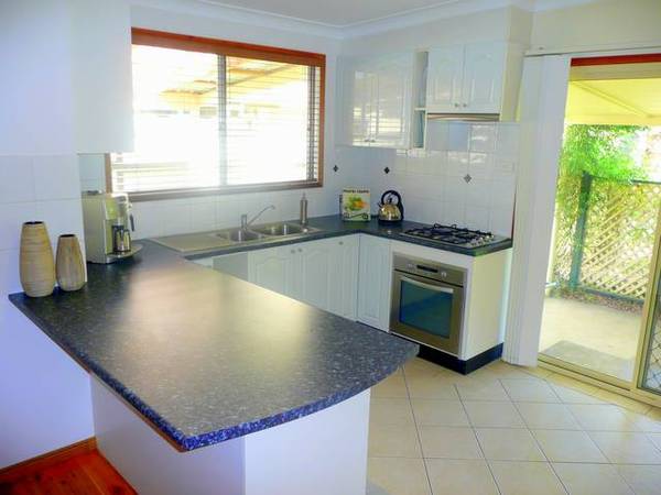 SOLD BY GRAY'S Picture 2