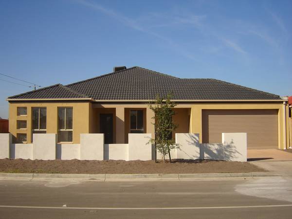 BIG ON LIVING Picture 1