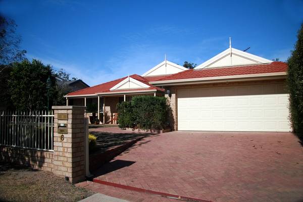 QUIET LIVING IN A GREAT LOCATION Picture 1