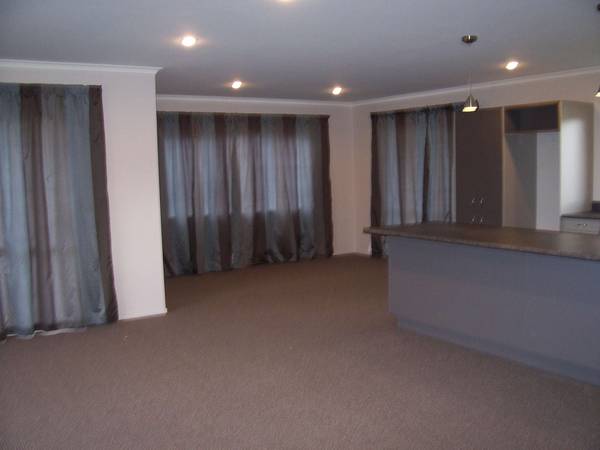 A Family Delight! Picture 1