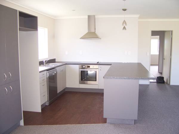 A Family Delight! Picture 2