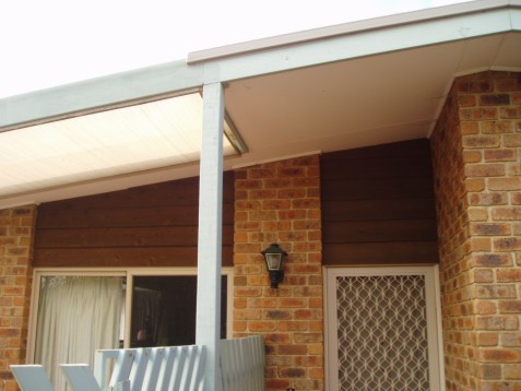 MODERN LIVING Picture 1