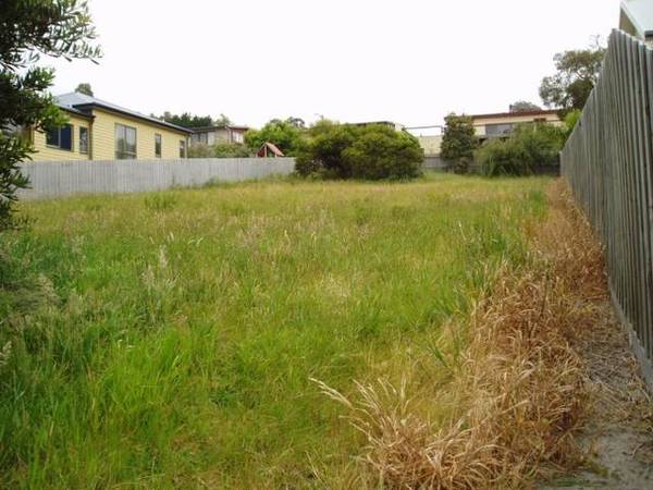 Rosebud Dress Circle Picture 1