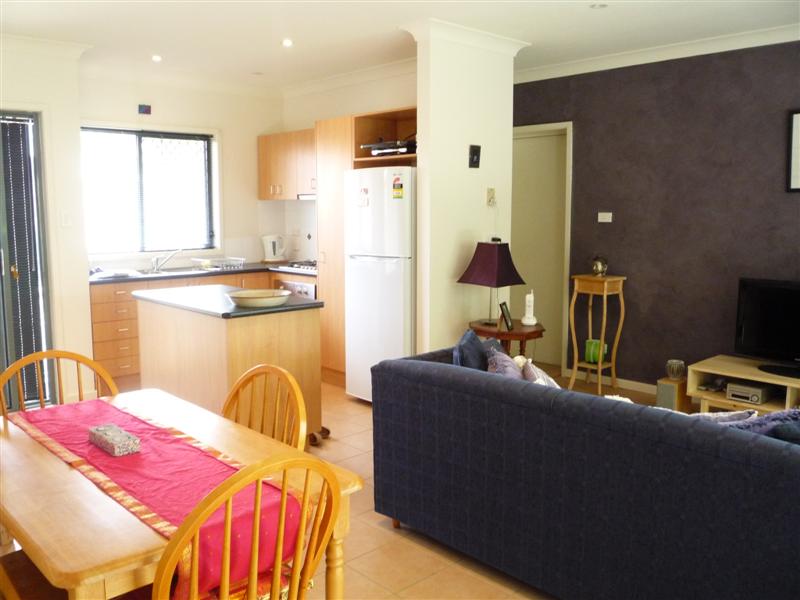 Contemporary & Convenient Picture