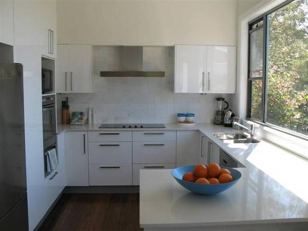 Contemporary Elegance Picture Contemporary Elegance Picture