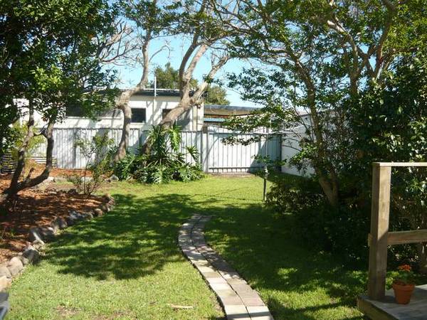 Colonial Gem Picture