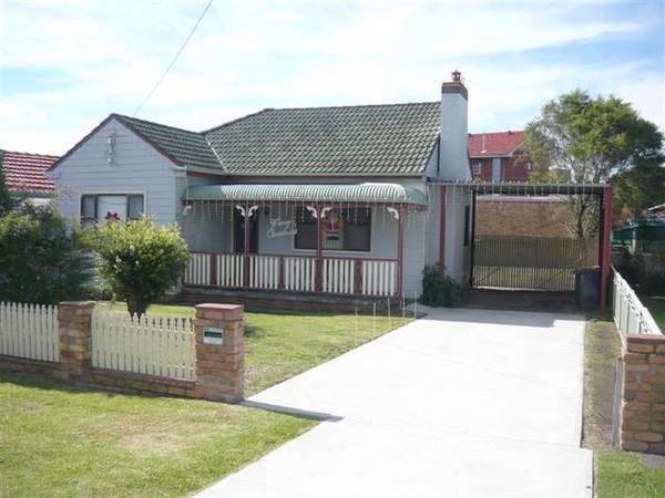 A Treasure Chest! Picture 1