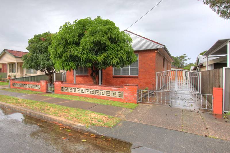 Double Brick Beauty! Picture 1