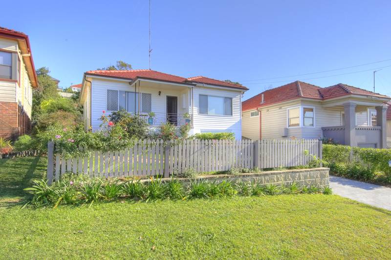 Great House, Great Block, Great Street! Picture 1