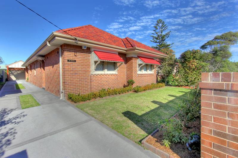 The Epitome of Elegance... Picture 1