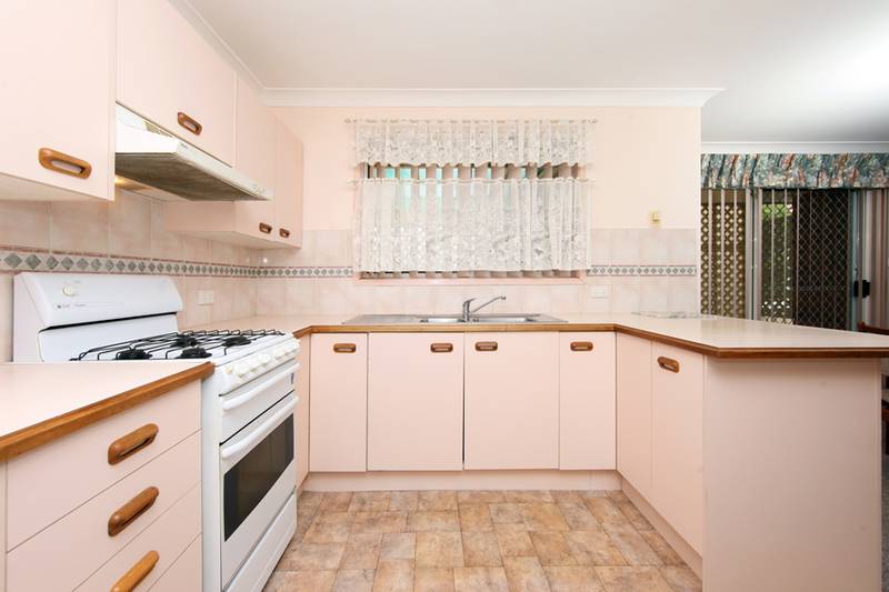 Modern Brick Home Picture 2