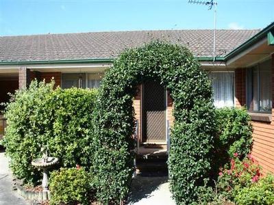 Lifestyle & Location Picture Lifestyle & Location Picture