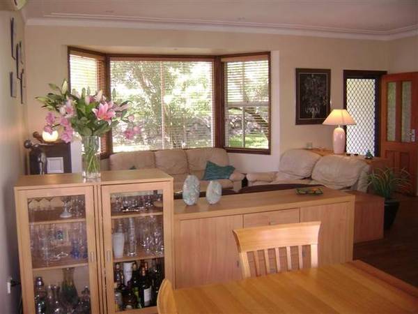 One For The Entertainer Picture 2