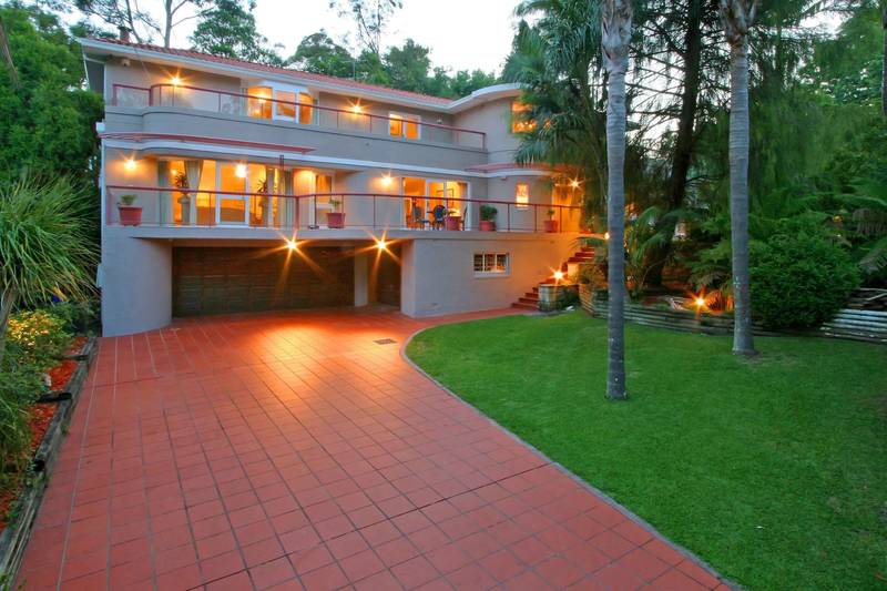 MAGNIFICENT LIFESTYLE ESTATE Picture 2