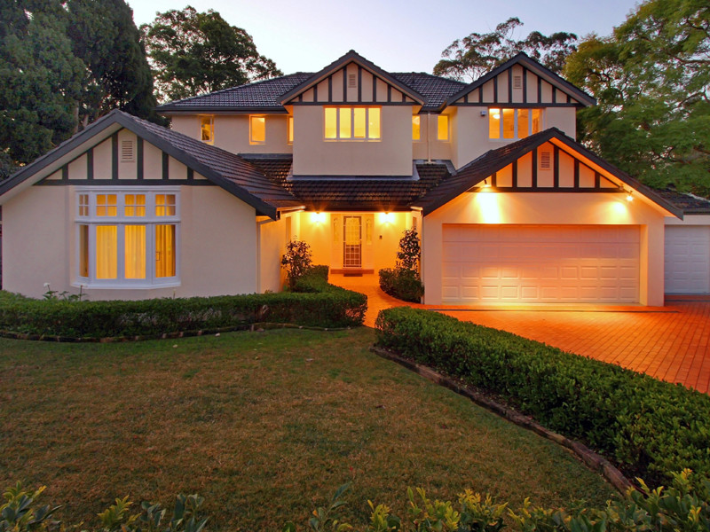 Prestigious Eastside Address Picture 3